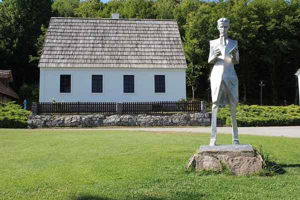 Pamětní centrum Nikola Tesla, Chorvatsko